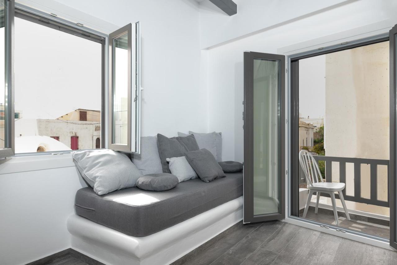 El_Puerto Luxury Port Suites Naxos City 外观 照片