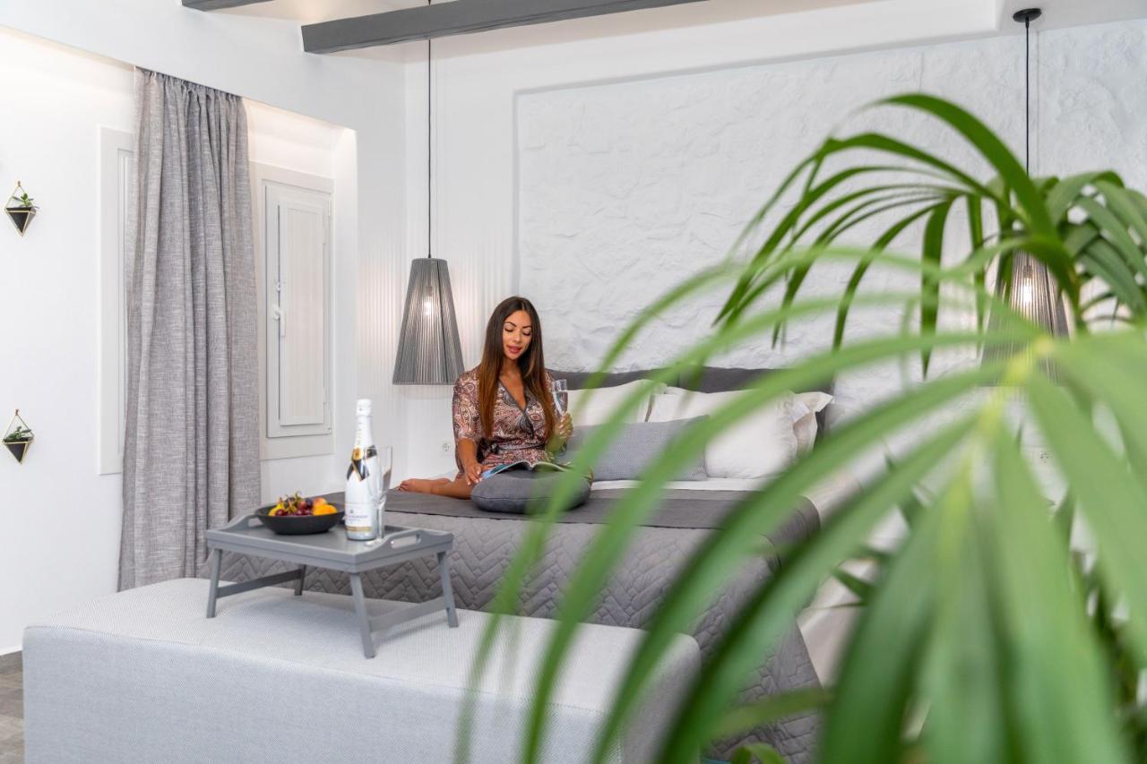 El_Puerto Luxury Port Suites Naxos City 外观 照片