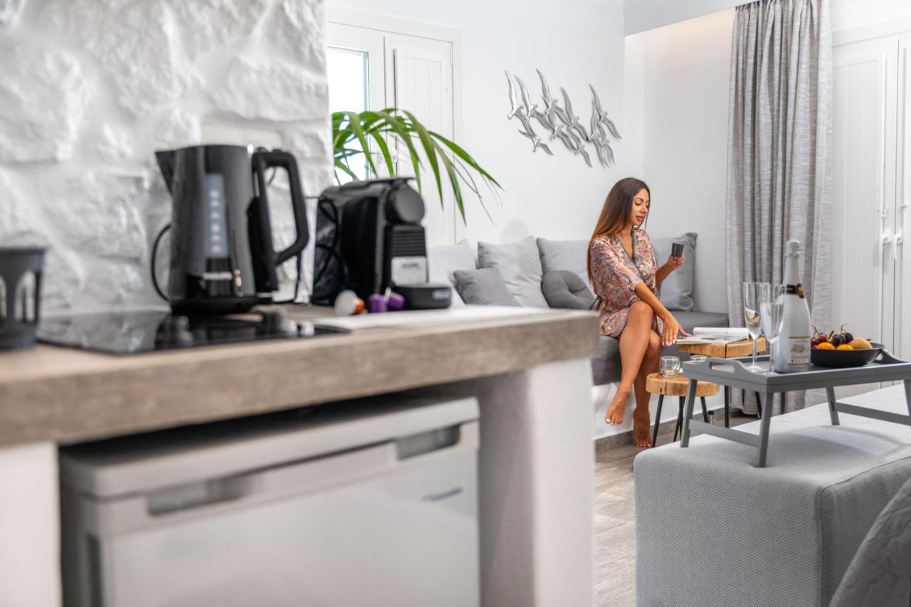El_Puerto Luxury Port Suites Naxos City 外观 照片