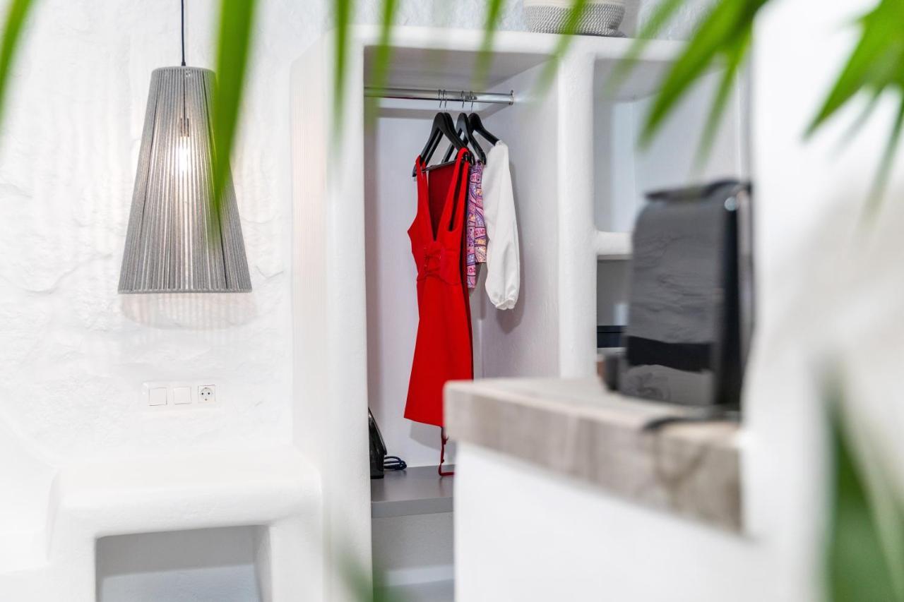 El_Puerto Luxury Port Suites Naxos City 外观 照片