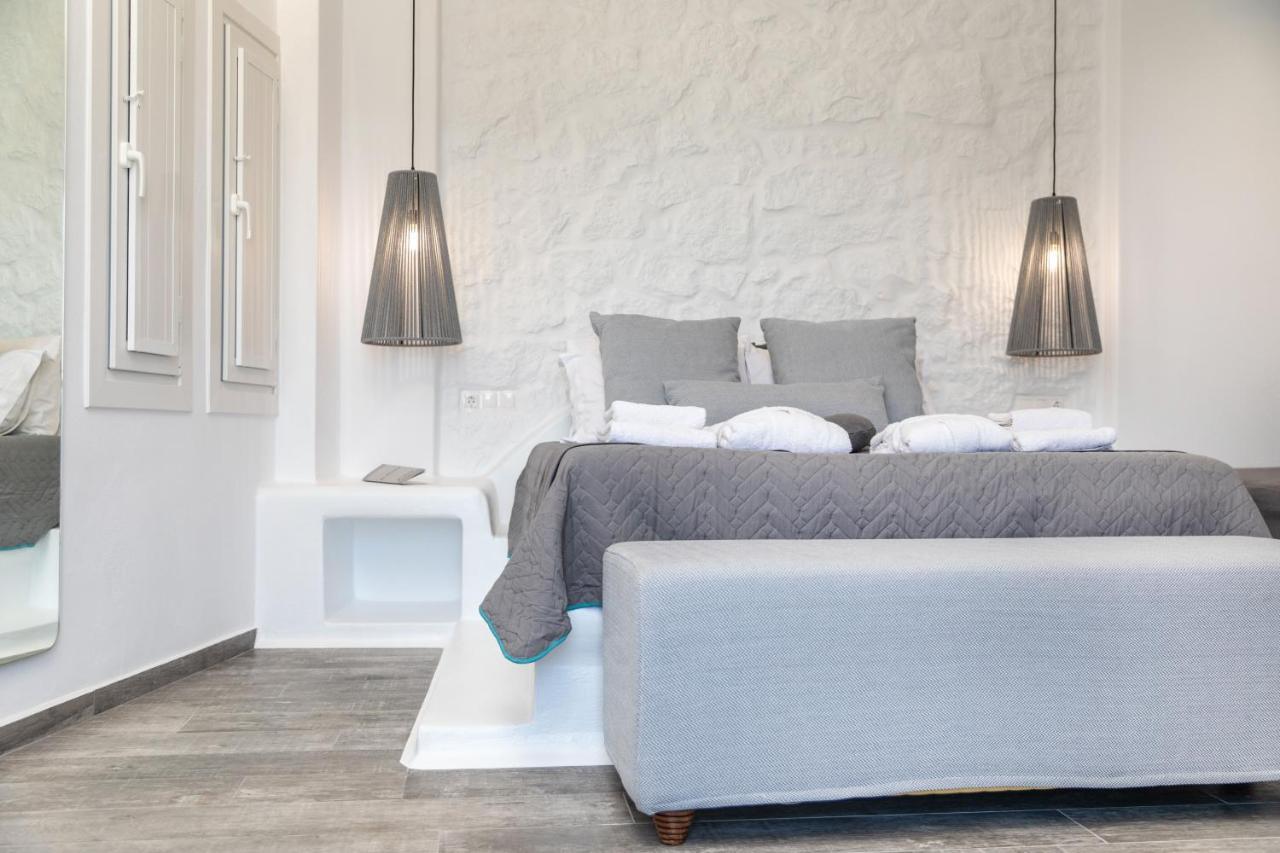 El_Puerto Luxury Port Suites Naxos City 外观 照片
