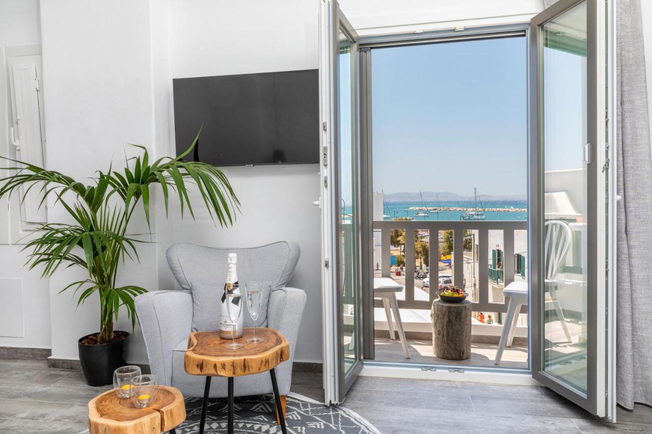 El_Puerto Luxury Port Suites Naxos City 外观 照片