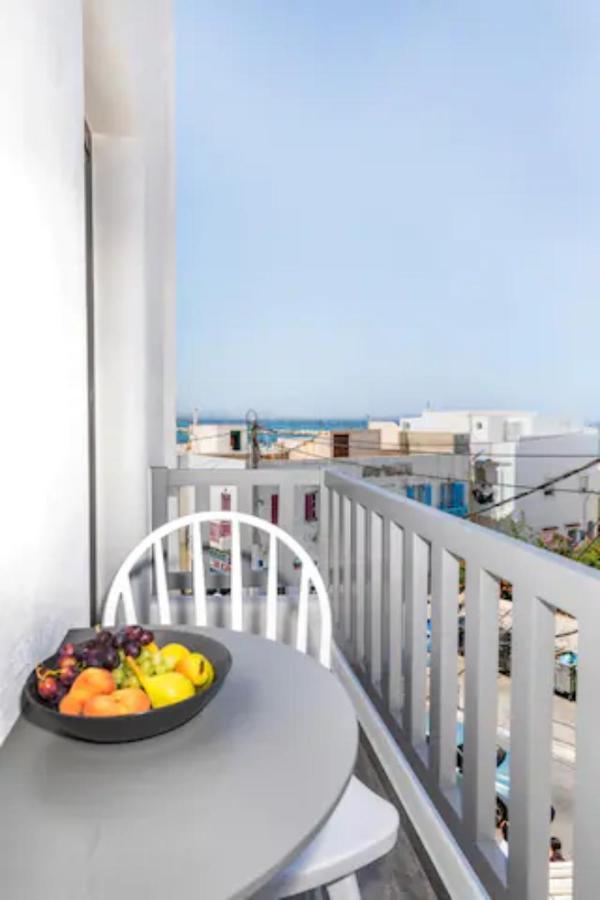 El_Puerto Luxury Port Suites Naxos City 外观 照片