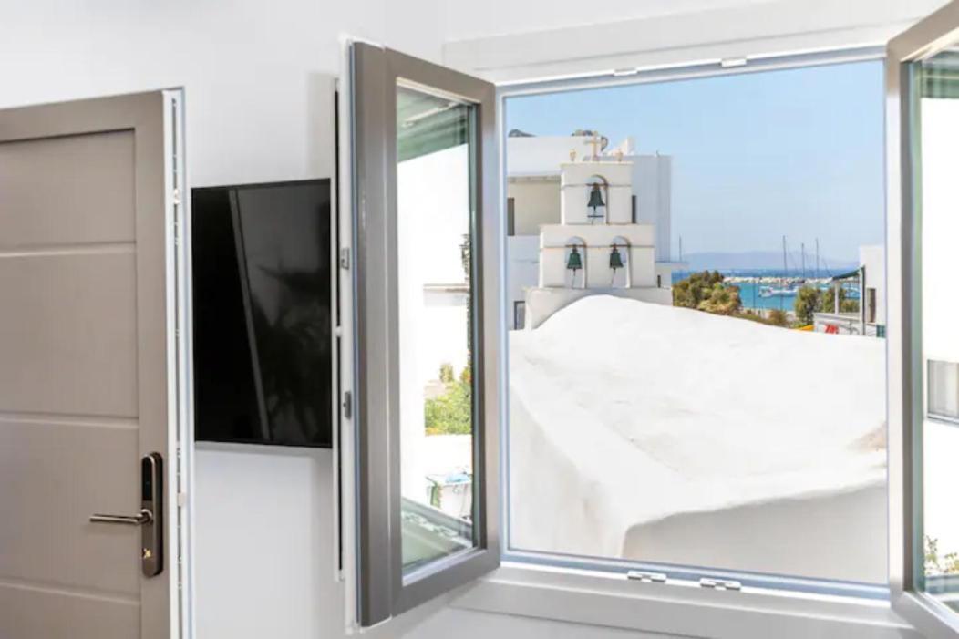 El_Puerto Luxury Port Suites Naxos City 外观 照片