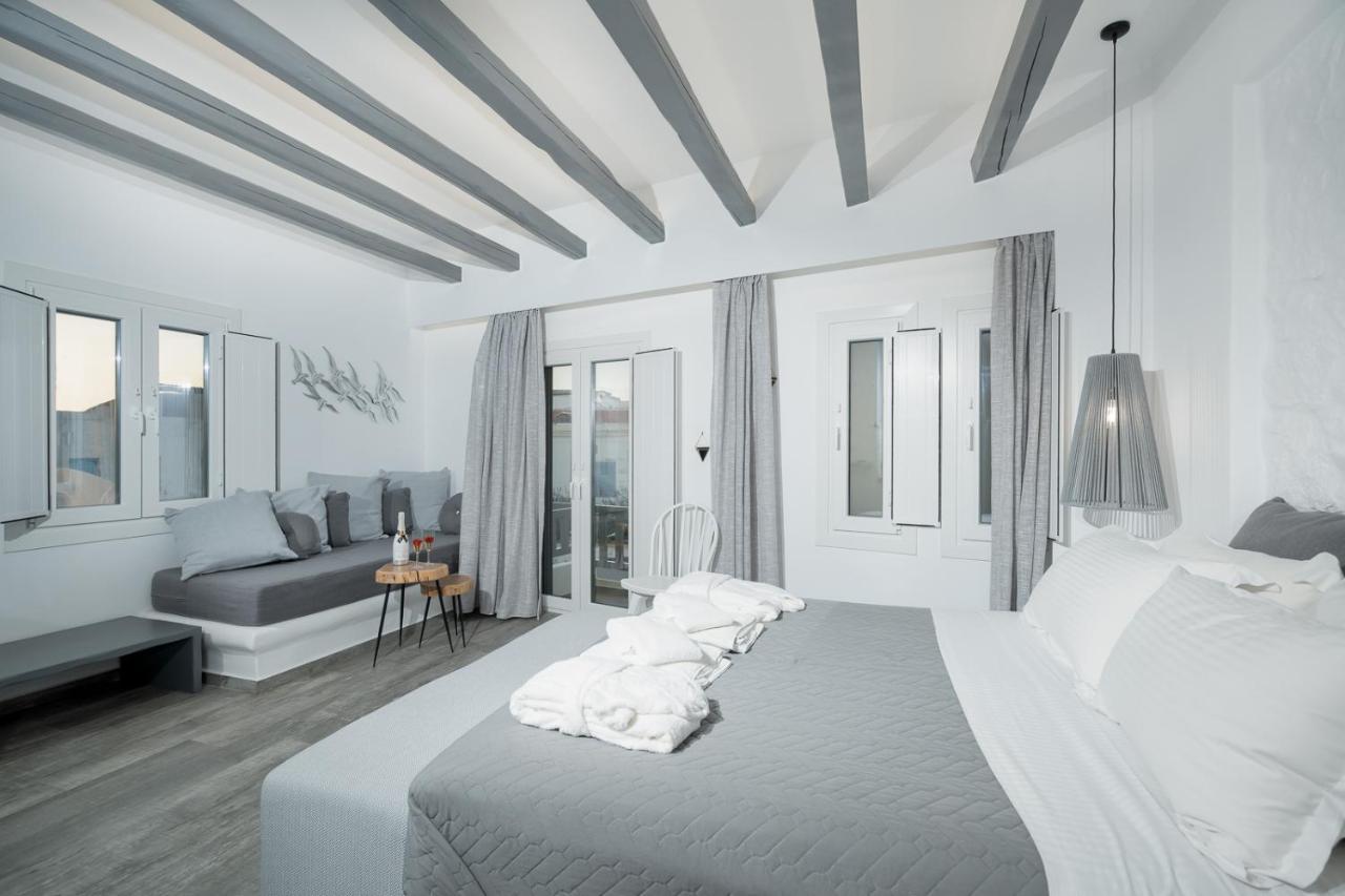 El_Puerto Luxury Port Suites Naxos City 外观 照片