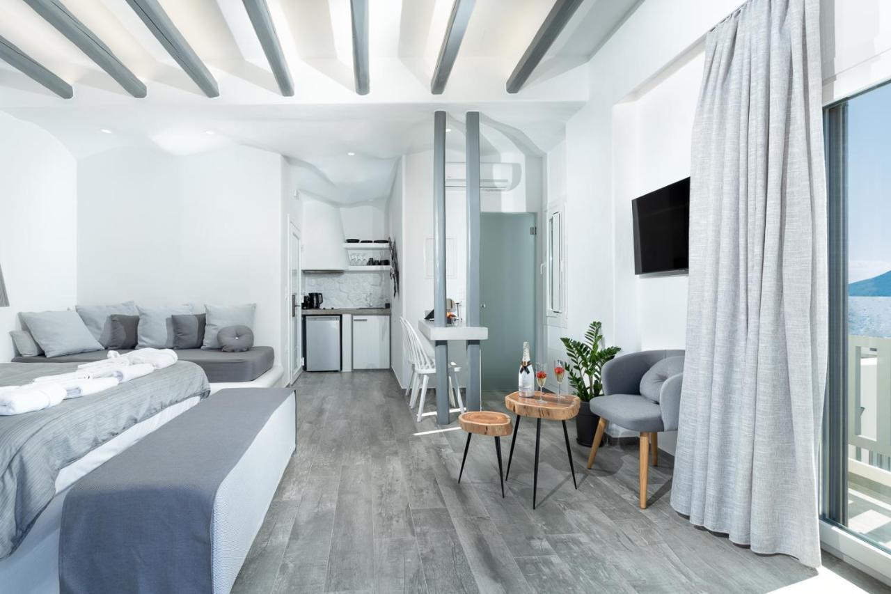 El_Puerto Luxury Port Suites Naxos City 外观 照片